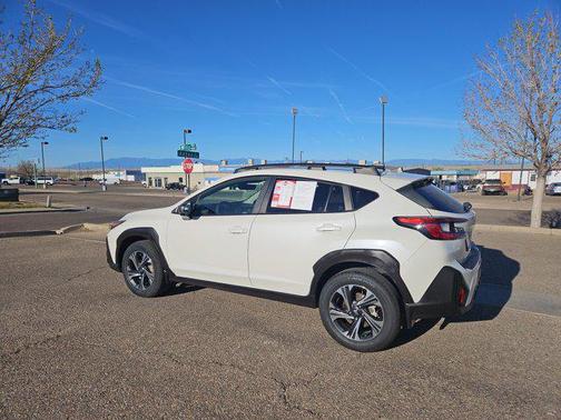 Crystal White Pearl 2024 Subaru Crosstrek Premium