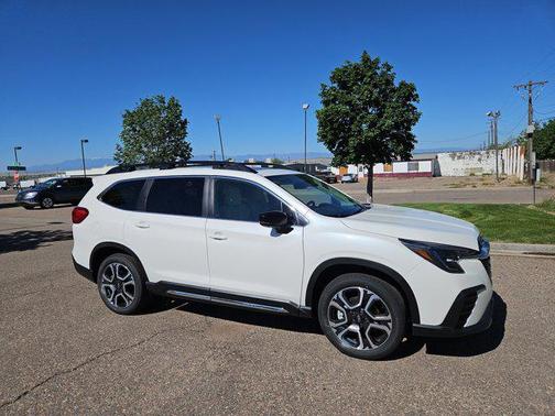 Crystal White Pearl 2026 Subaru Ascent Limited 7-Passenger