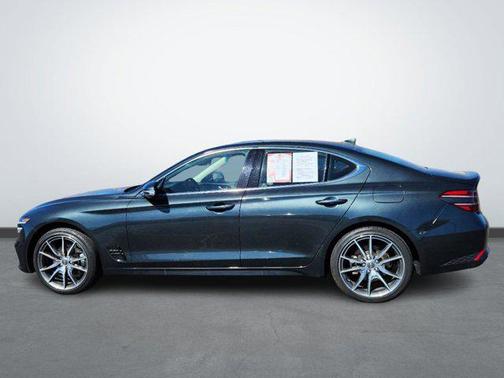 2023 Genesis G70 2.0T AWD