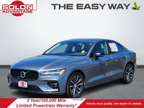 2021 Volvo S60 T5 Momentum