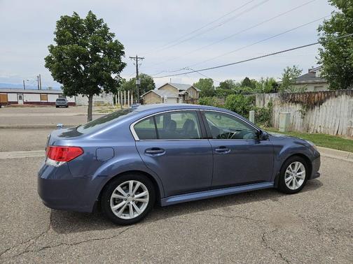 Twilight Blue Metallic 2013 Subaru Legacy Limited