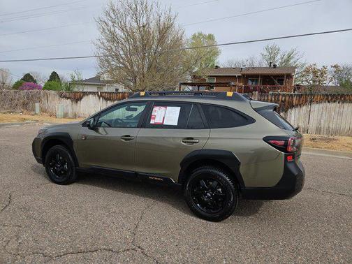 Autumn Green Metallic 2022 Subaru Outback Wilderness