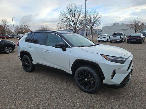 2024 Toyota RAV4 Hybrid SE