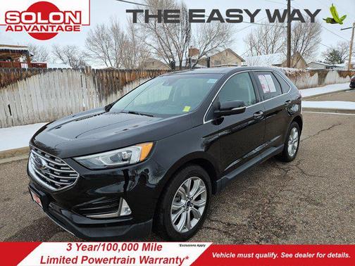 2022 Ford Edge Titanium