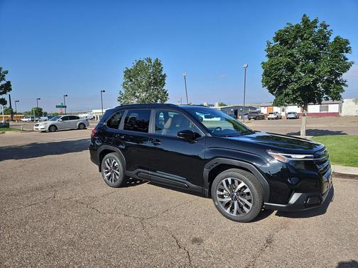 Crystal Black Silica 2026 Subaru Forester Touring