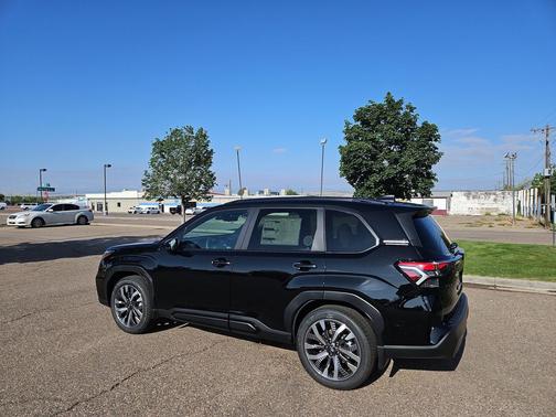 Crystal Black Silica 2026 Subaru Forester Touring