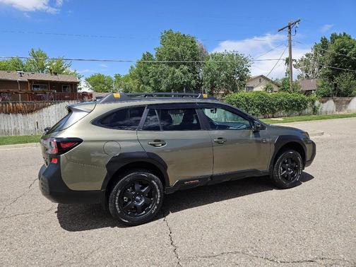 Autumn Green Metallic 2024 Subaru Outback Wilderness