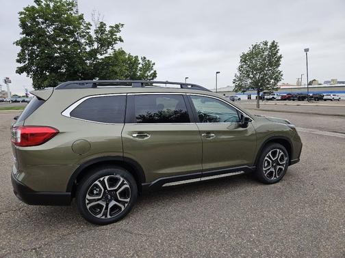 Autumn Green Metallic 2026 Subaru Ascent Touring 7-Passenger