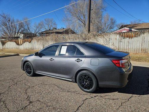 2014 Toyota Camry LE