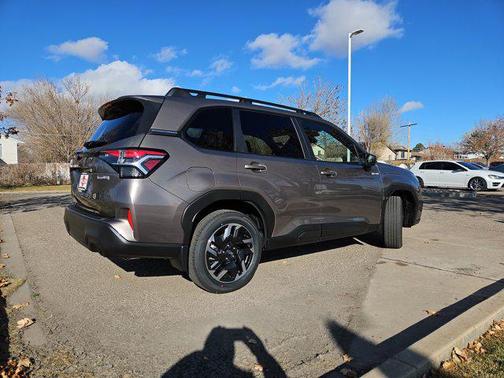 2025 Subaru Forester Hybrid Premium