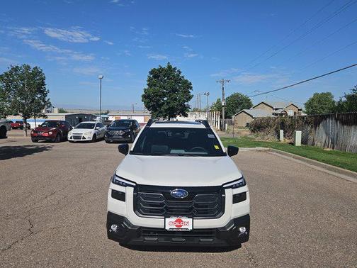 Crystal White Pearl 2026 Subaru Outback Premium