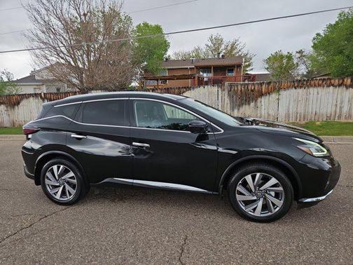Magnetic Black Pearl 2021 Nissan Murano SL Intelligent AWD