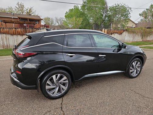 Magnetic Black Pearl 2021 Nissan Murano SL Intelligent AWD