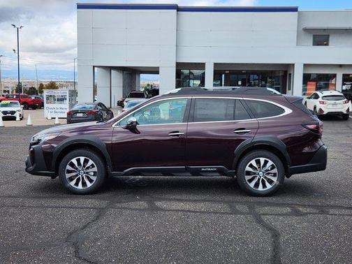 2025 Subaru Outback Touring