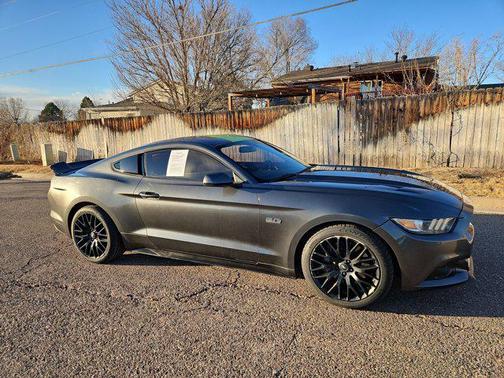 2017 Ford Mustang GT