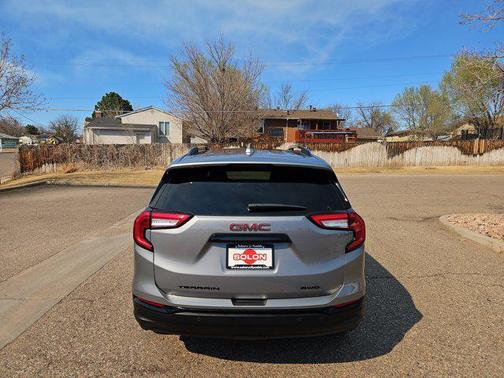 2024 GMC Terrain SLT