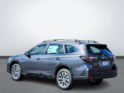 2025 Subaru Outback Base