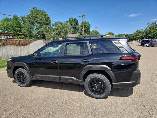 Crystal Black Silica 2026 Subaru Outback Wilderness