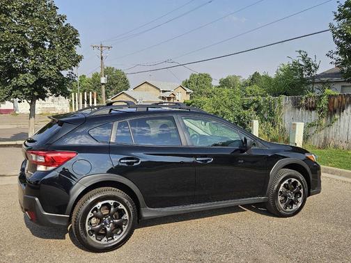 Crystal Black Silica 2023 Subaru Crosstrek Base