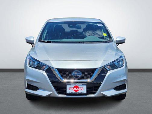 2021 Nissan Versa 1.6 SV