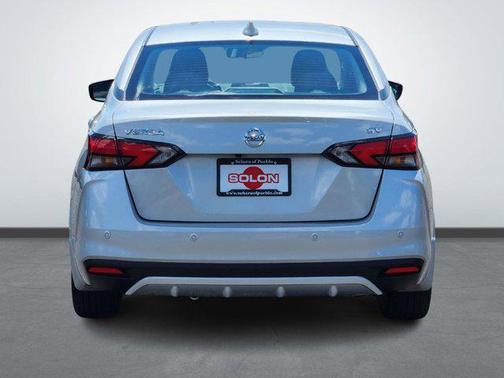 2021 Nissan Versa 1.6 SV