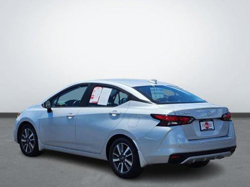 2021 Nissan Versa 1.6 SV