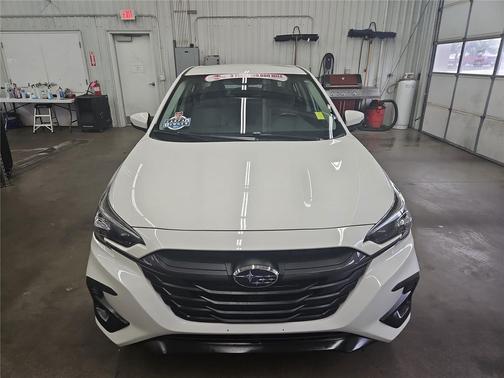 Crystal White Pearl 2025 Subaru Legacy Premium