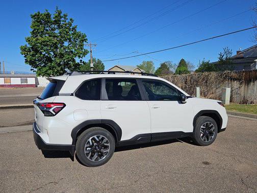 Crystal White Pearl 2026 Subaru Forester Premium