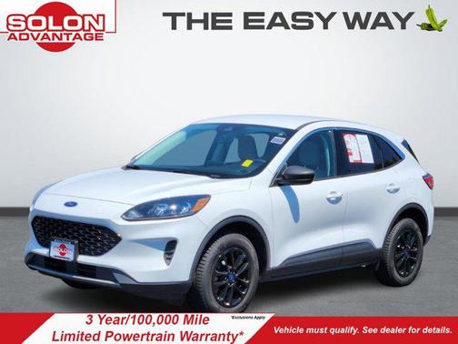2022 Ford Escape SE