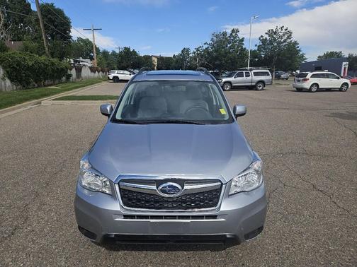 Ice Silver Metallic 2015 Subaru Forester 2.5i Premium