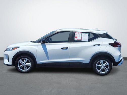 2021 Nissan Kicks S