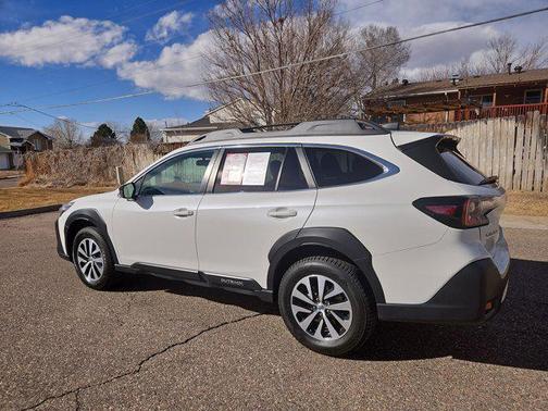 2023 Subaru Outback Premium
