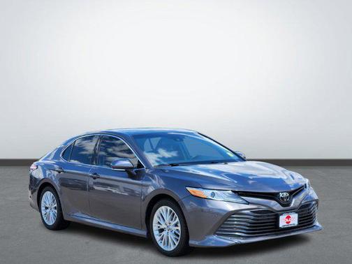 2018 Toyota Camry XLE