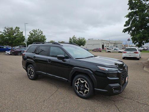 Crystal Black Silica 2026 Subaru Outback Touring