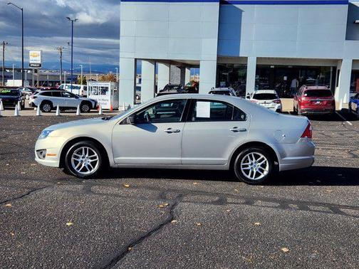 2010 Ford Fusion S
