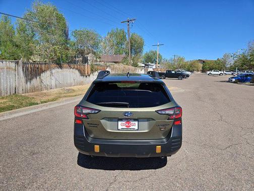 Autumn Green Metallic 2025 Subaru Outback Wilderness