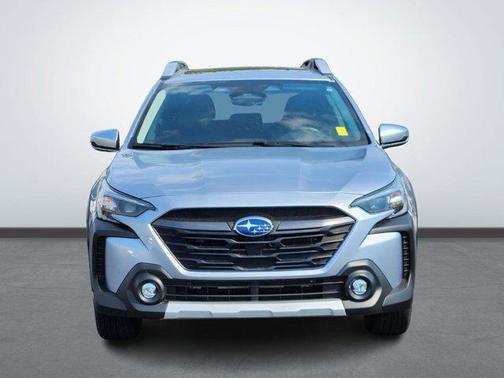 2023 Subaru Outback Touring