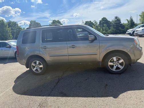 Mocha Metallic 2010 Honda Pilot EX-L