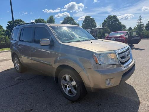 Mocha Metallic 2010 Honda Pilot EX-L