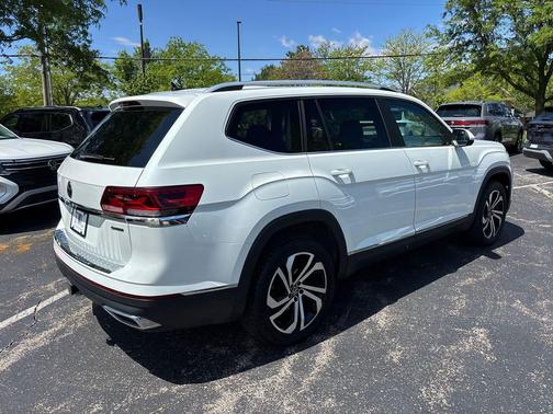 Pure White 2023 Volkswagen Atlas 3.6L SEL
