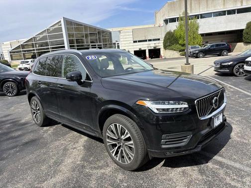 Onyx Black Metallic 2020 Volvo XC90 T6 Momentum