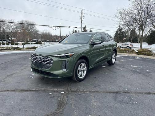 2025 Audi Q5 Premium TFSI quattro S tronic