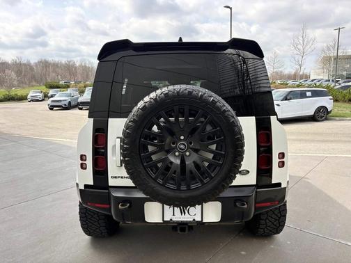 White 2022 Land Rover Defender 110 X-Dynamic HSE