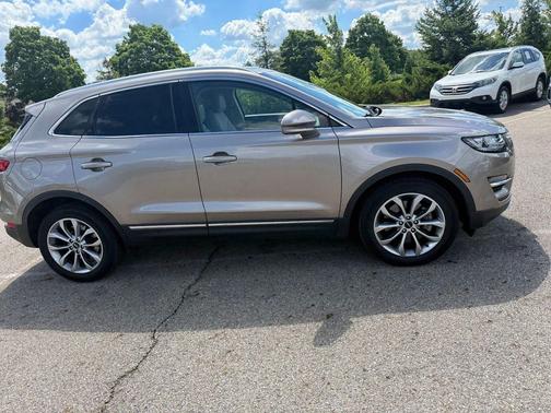 Mocha 2019 Lincoln MKC Select