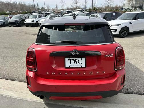 Chili Red 2021 MINI Countryman Oxford Edition