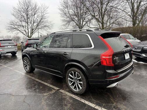 2018 Volvo XC90 T5 Momentum