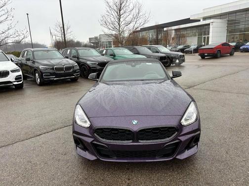 Thundernight Metallic 2025 BMW Z4 M40i