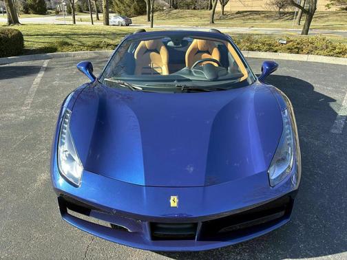 2017 Ferrari 488 Spider Base