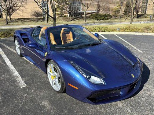2017 Ferrari 488 Spider Base