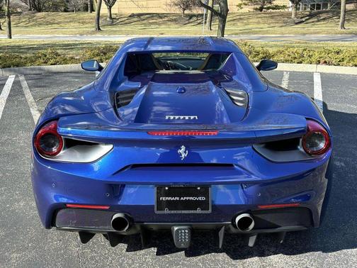 2017 Ferrari 488 Spider Base